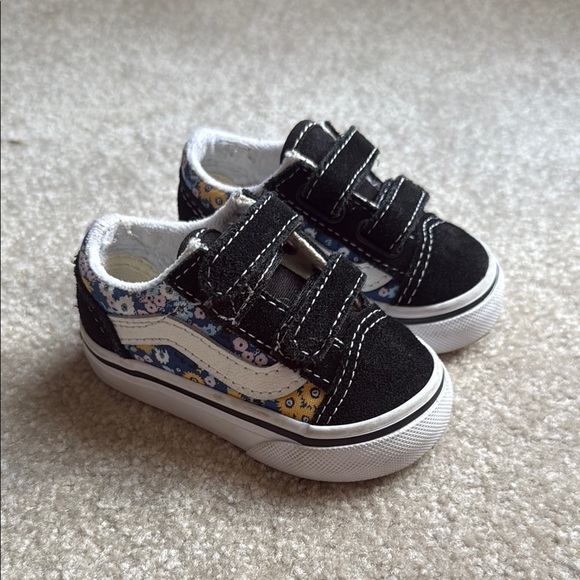 Baby Black Floral Vans - Picture 1 of 4